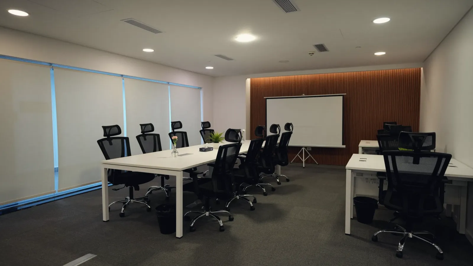 Training room set up with a projector